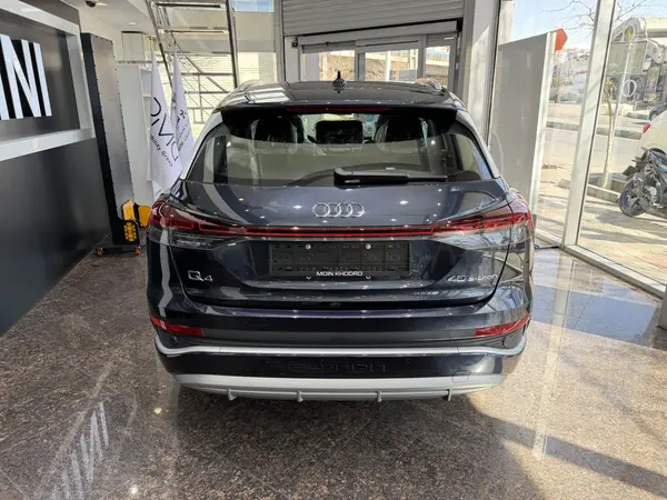 آئودی  Q4 e-tron