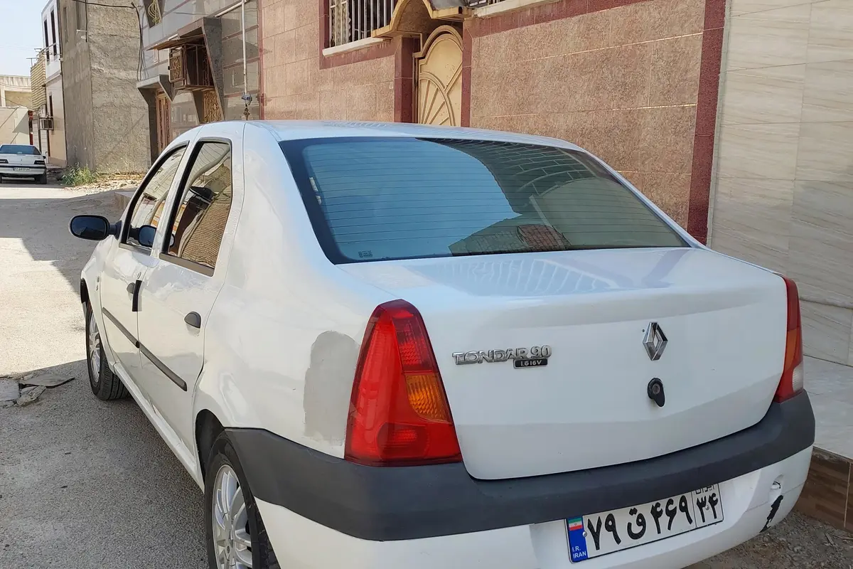 رنو،  تندر 90