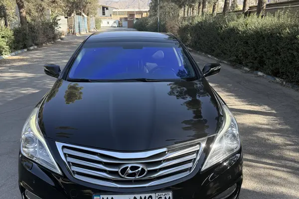 هیوندای  آزرا (گرنجور)
