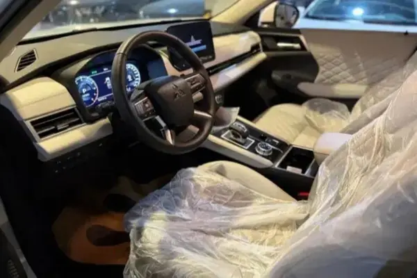 میتسوبیشی، اوتلندر