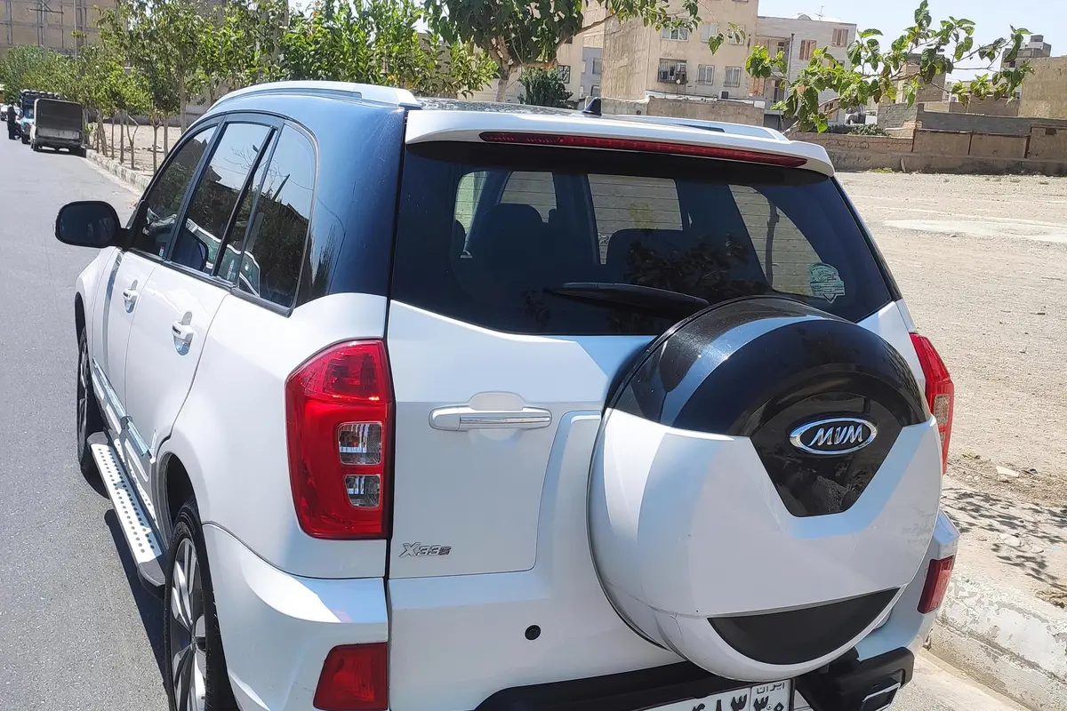 ام وی ام،  X33 S