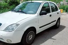 تیبا، هاچ بک