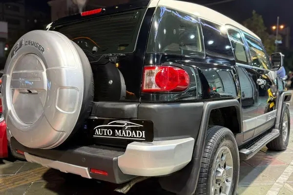 تویوتا، اف جی کروز