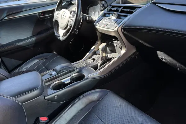 لکسوس، NX هیبرید