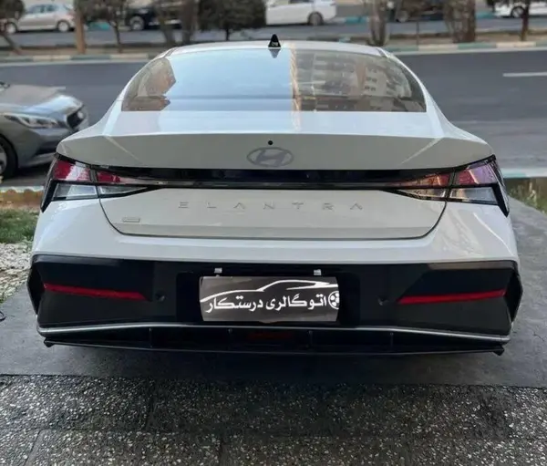 هیوندای، النترا