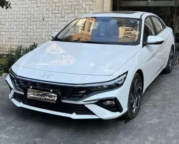 هیوندای، النترا