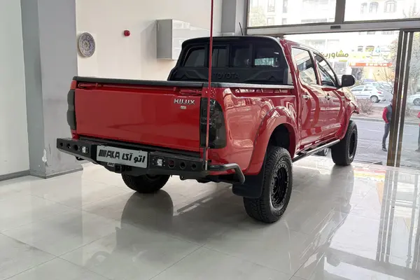 تویوتا، هایلوکس دو کابین