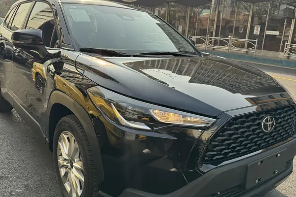 تویوتا، کرولا کراس هیبرید