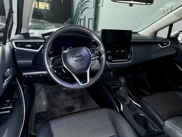 تویوتا، کرولا هیبرید