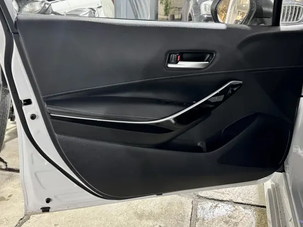 تویوتا، کرولا هیبرید