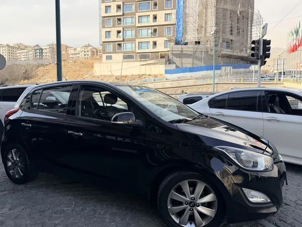 هیوندای، i20