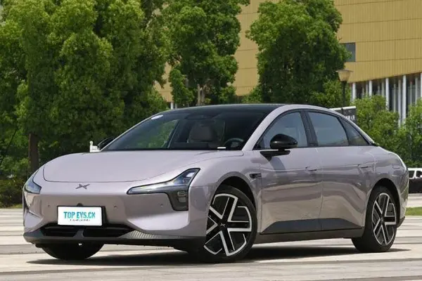 پیش فروش ایکس پنگ، مونا M03