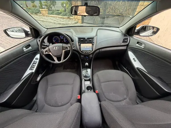 هیوندای، اکسنت (مونتاژ)