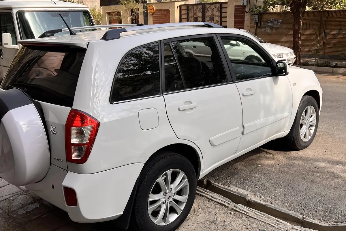 ام وی ام،  X33
