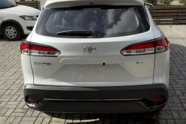 تویوتا، فرانت لندر هیبرید