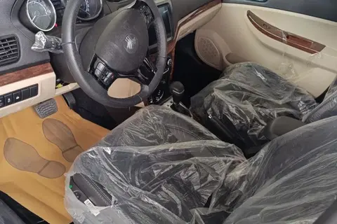 شاهین، پلاس اتوماتیک AT
