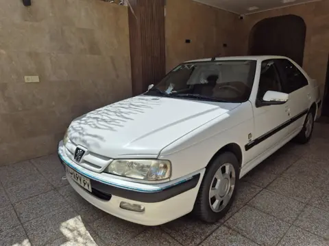 پژو، پارس
