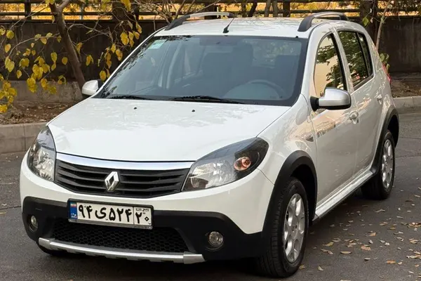 رنو، ساندرو استپ وی