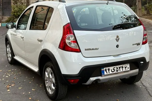 رنو، ساندرو استپ وی