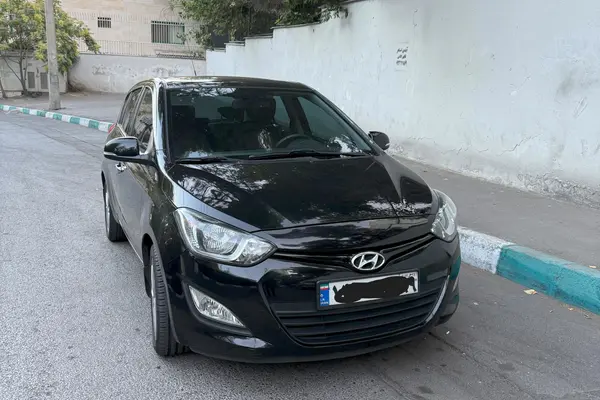 هیوندای  i20