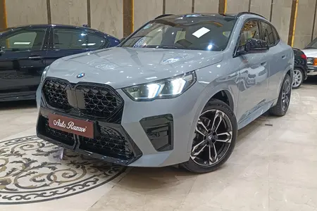 ب ام و X2