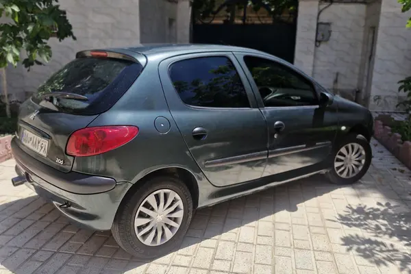 پژو  206