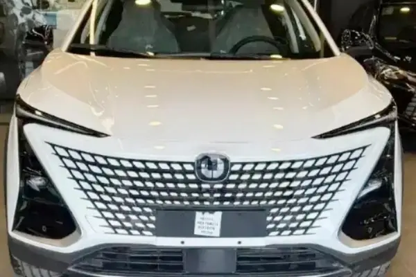 چانگان  UNI-T