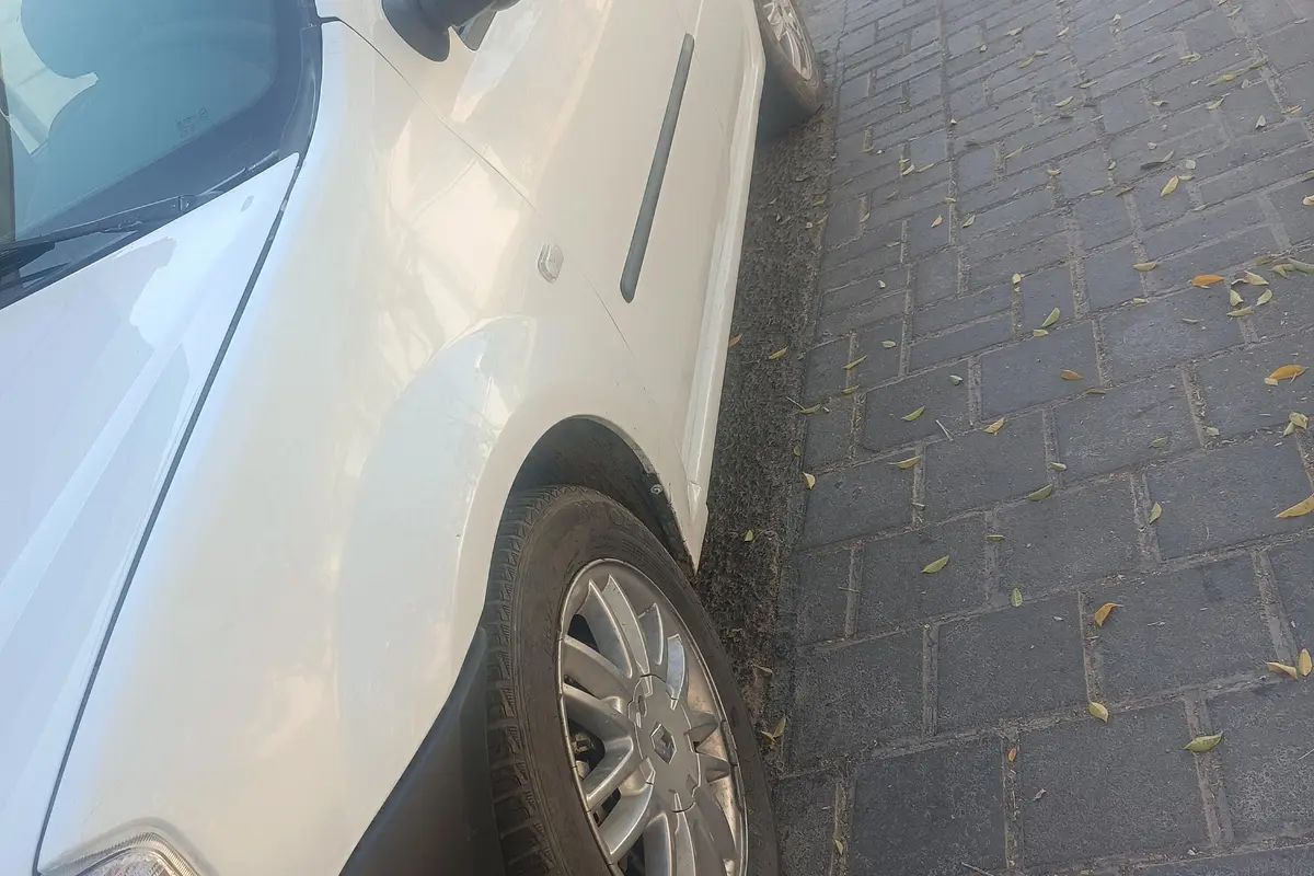 رنو،  تندر 90