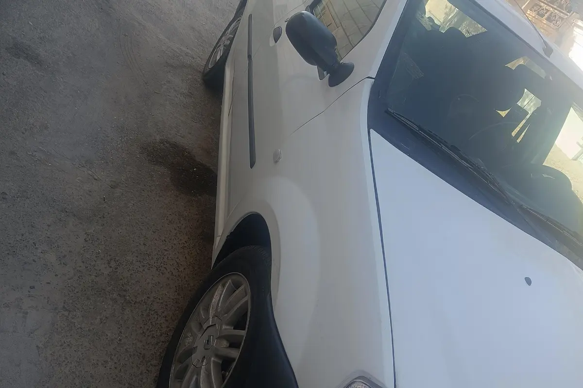 رنو،  تندر 90