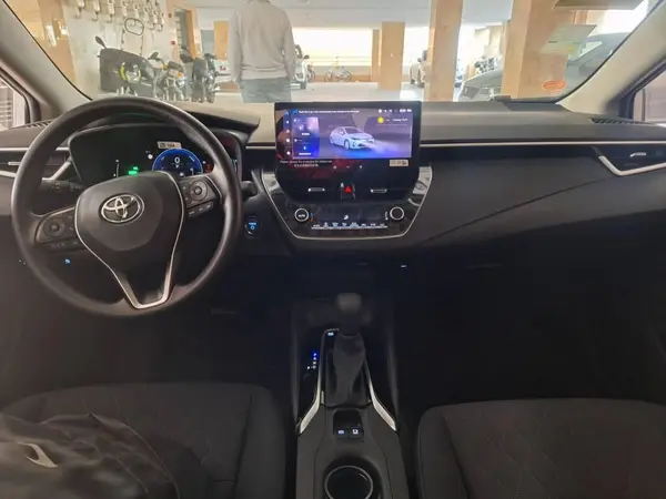 تویوتا، کرولا هیبرید