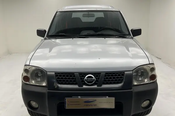 نیسان، رونیز