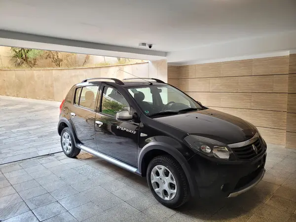 رنو، ساندرو استپ وی