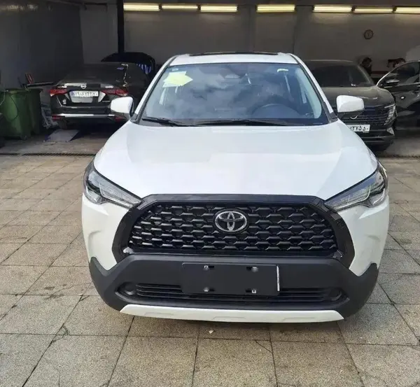 تویوتا، کرولا کراس هیبرید