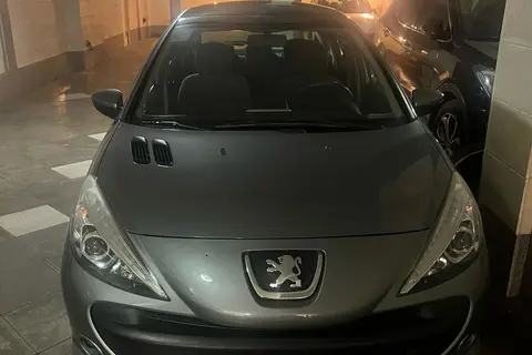 پژو، 207