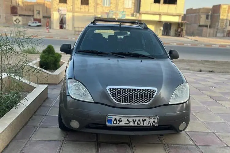 تیبا،  هاچ بک