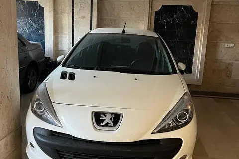 پژو، 207