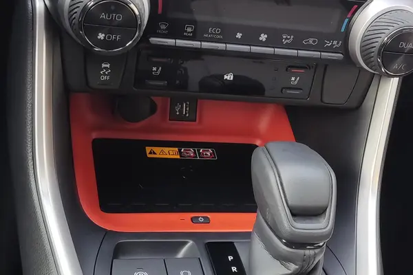 تویوتا، راوفور