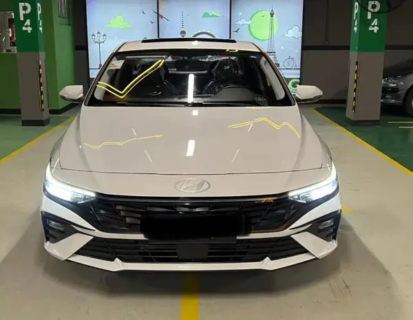 هیوندای، النترا