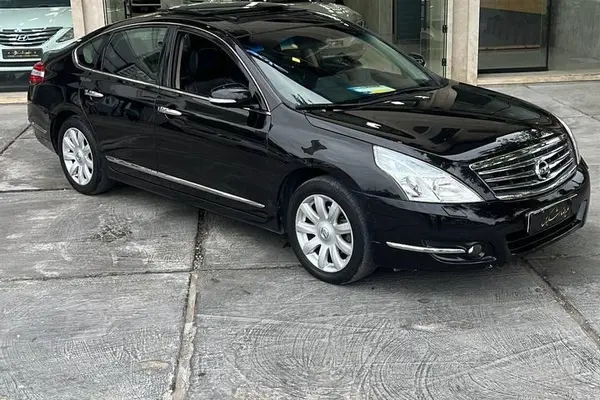 نیسان  تی ینا (مونتاژ)