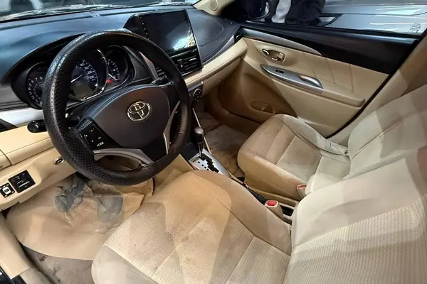 تویوتا، یاریس صندوق دار