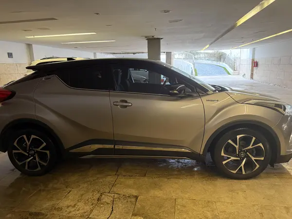 تویوتا، C-HR هیبرید