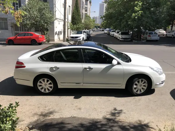 نیسان  تی ینا (مونتاژ)