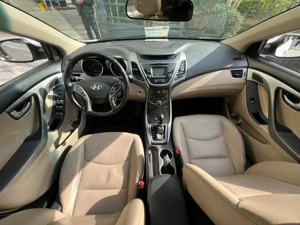 هیوندای، النترا