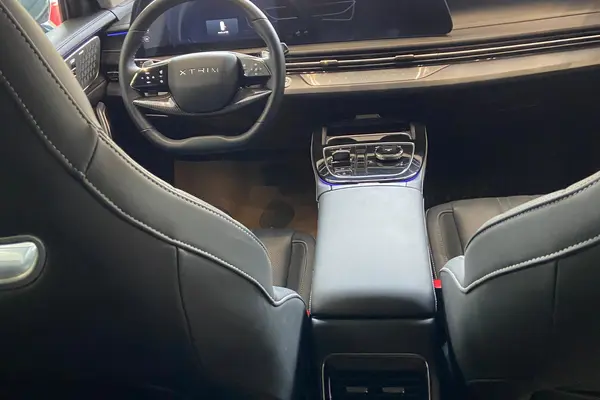 پیش فروش اکستریم، LX (SX)