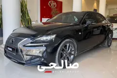 لکسوس، IS