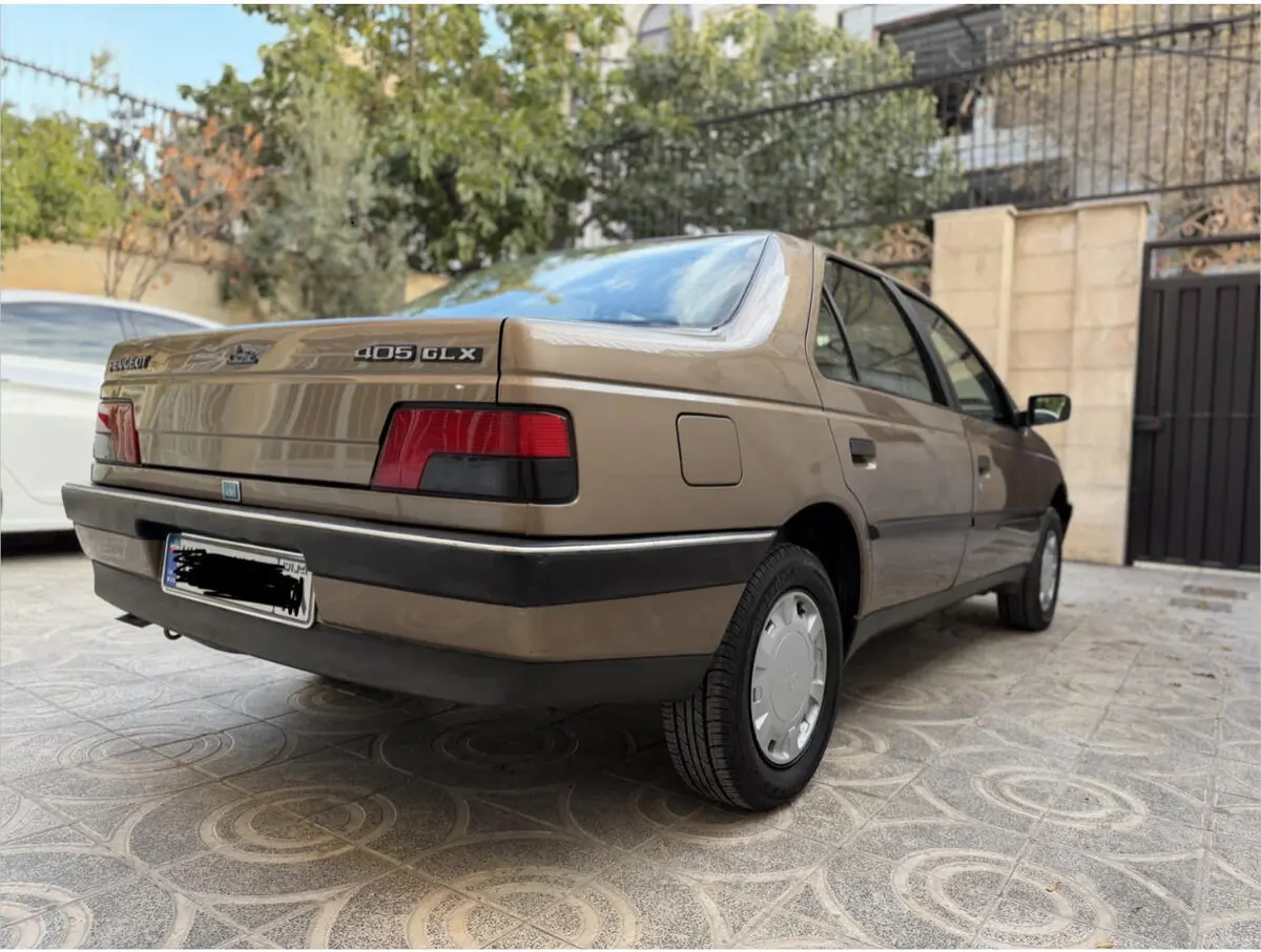 پژو،  405
