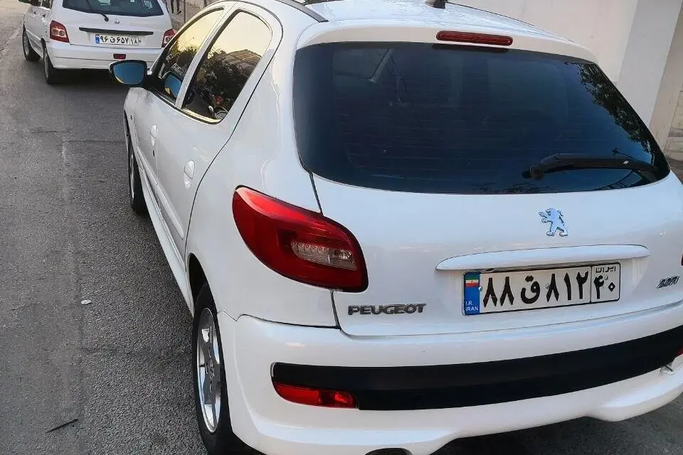 پژو  207