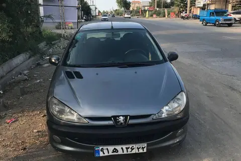 پژو، 206