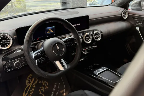 بنز، کلاس A سدان