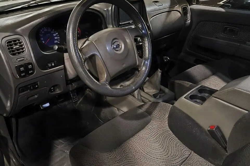 نیسان،  رونیز